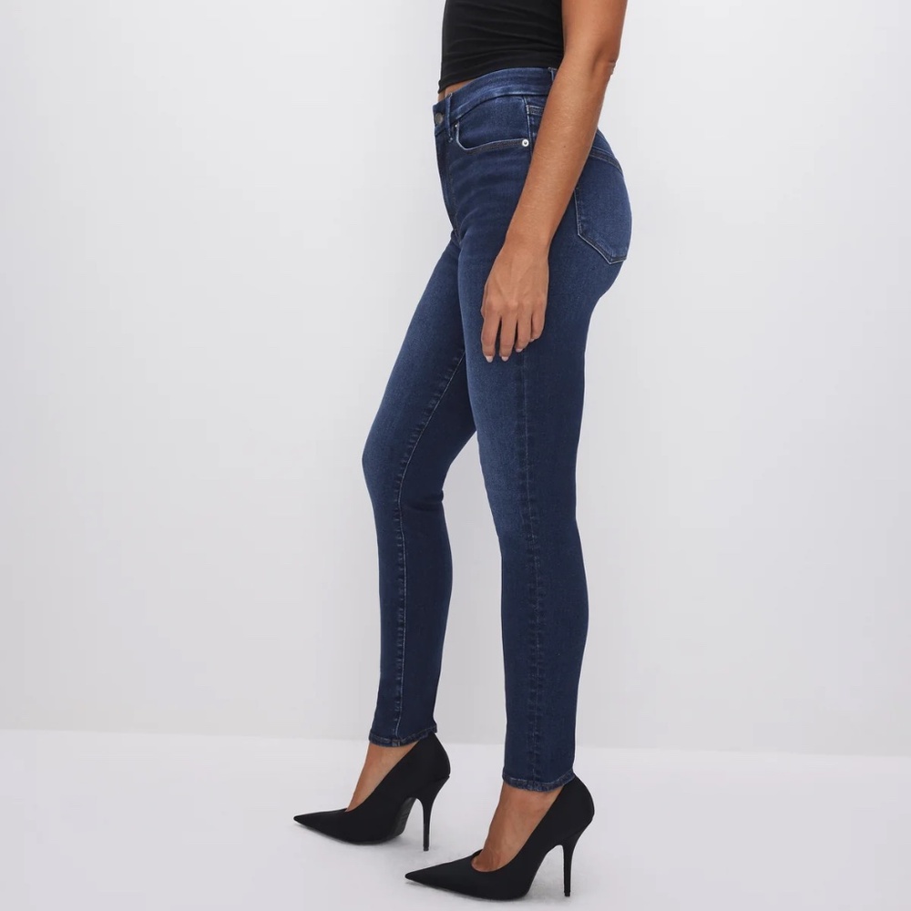 Good American Always Fit Skinny Jeans